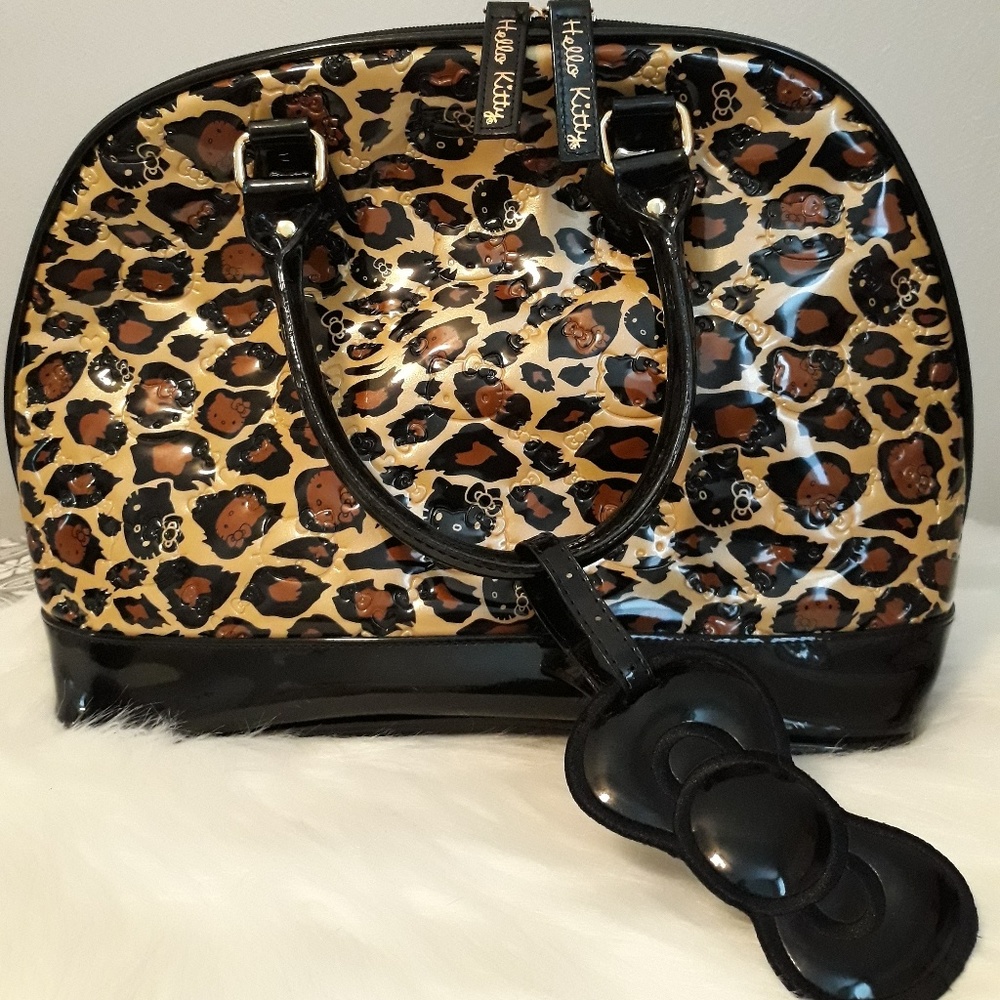 Loungefly hellokitty purse